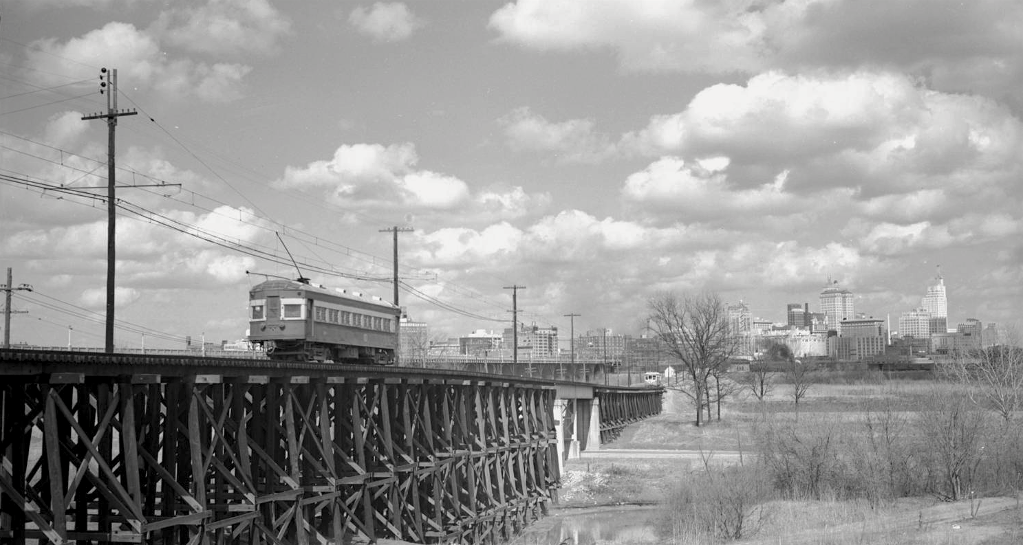 The Trinity River Viaduct in 1946, looking East towards Downtown Dallas. Courtesy of the Denver Public Library.