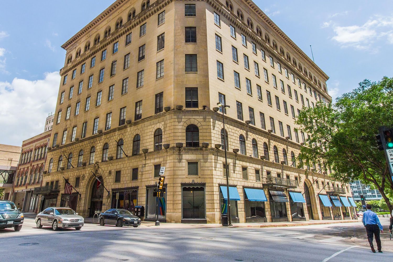 The Titche-Goettinger building in Dallas. Photo courtesy of 1900 Elm.